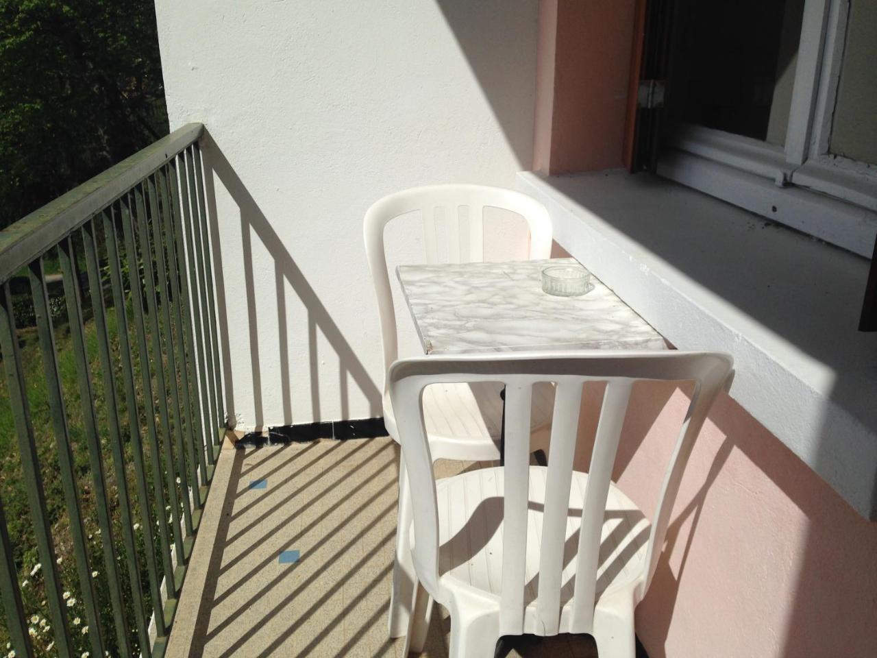 Les Chambres Et Studios Camping Parc De Paletes 圣吉隆 外观 照片